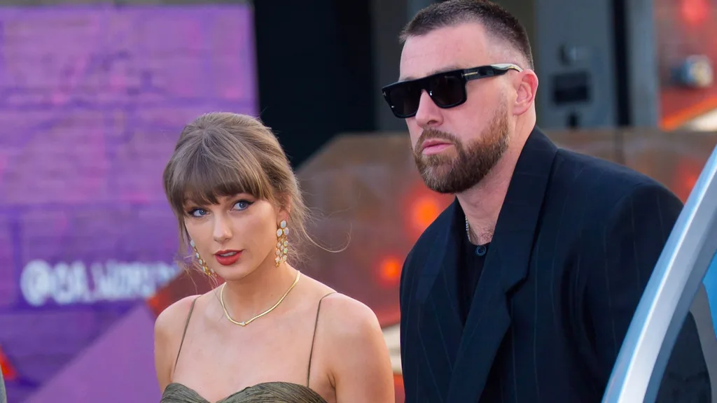 taylor swift engagement jewellery details