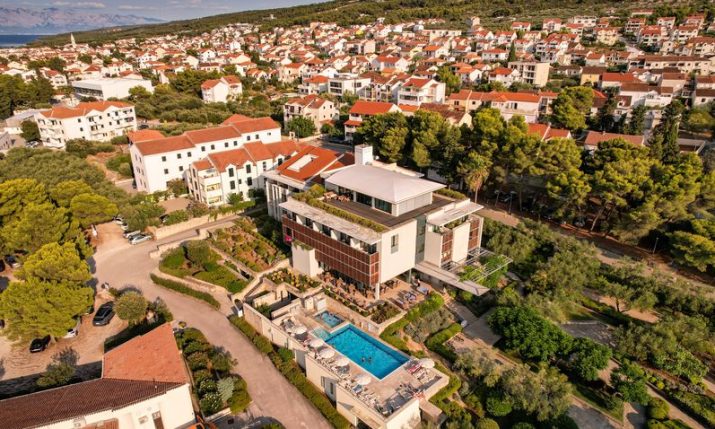 Property sales down 42%, yet prices keep rising? Expert explains what’s happening in Croatia