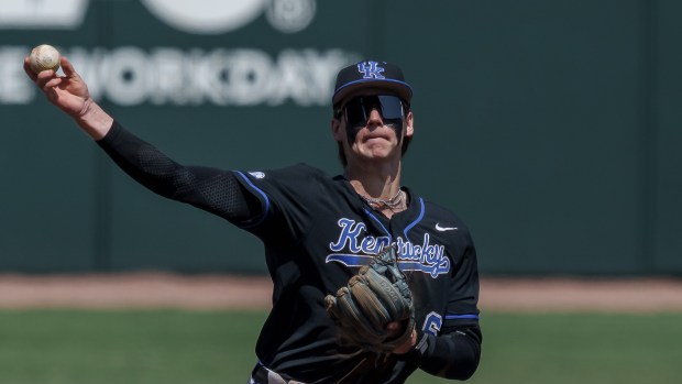 Kentucky infielder Tyler Bell throws during a game against LSU on March 29, 2026, in Baton Rouge, La. (AP Photo/Matthew Hinton)