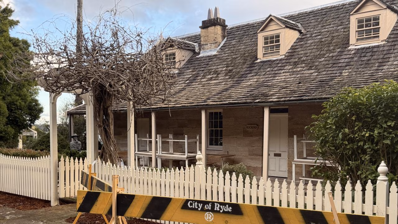 ‘Not making sense’: Three-year standoff over iconic Aussie’s home