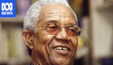 Cricket legend Sir Garfield Sobers dies aged 89