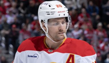 Coleman, Maatta traded to Wild by Flames for Middleton, draft picks