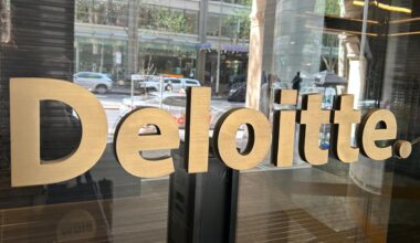Tasmania economy: Deloitte report reveals grim decade ahead