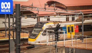 Greens accuse AirTrain of ripping off Queensland taxpayers