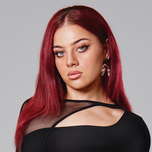 Danica McKenzie is a performer and choreographer based in Brisbane.