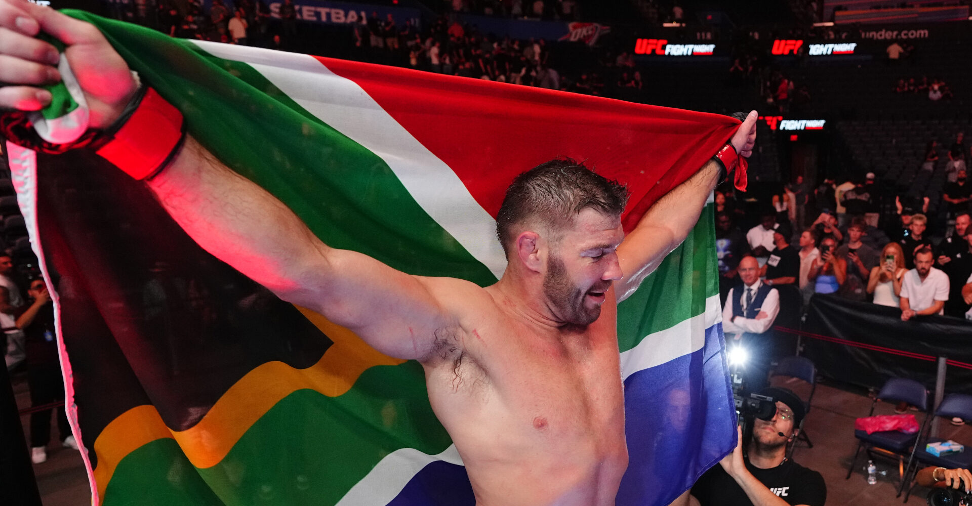 DDP outclasses Usman at UFC Oklahoma City