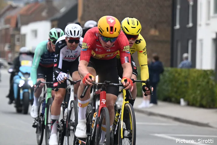 Jonas Abrahamsen during the 2026 E3 Saxo Classic
