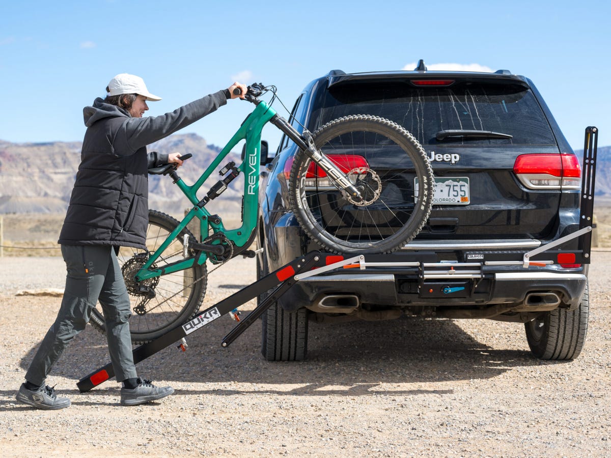 11 Smart Cycling Accessories That Fix Everyday Riding Problems