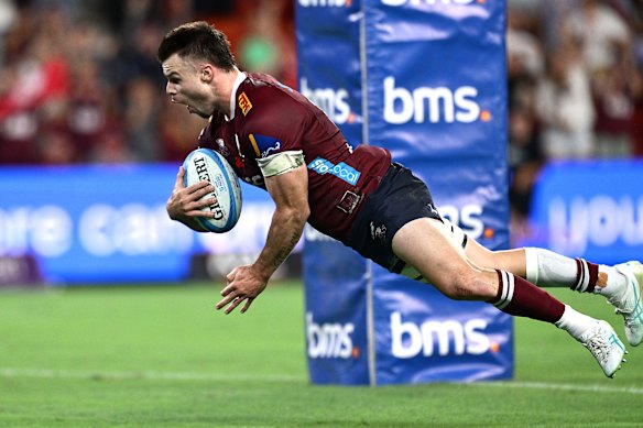 Isaac Henry has earned a call-up to Les Kiss’ first Wallabies squad.