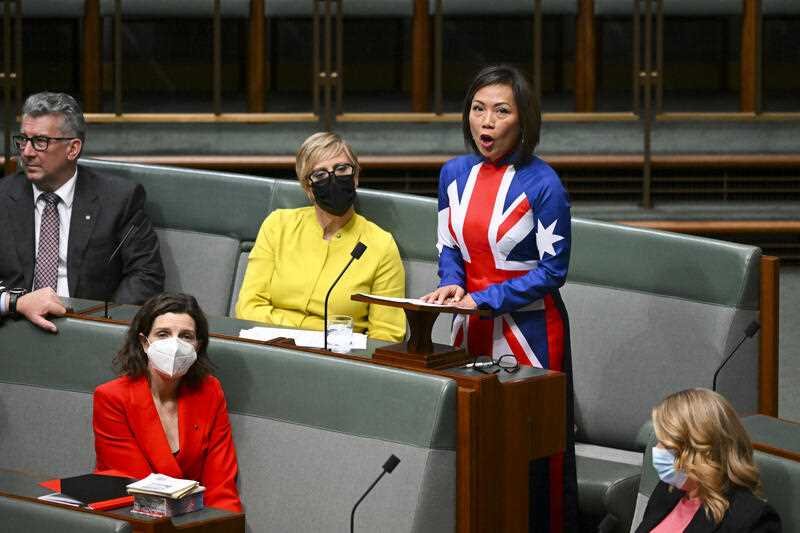 Independent MP for Fawler Dai Le.