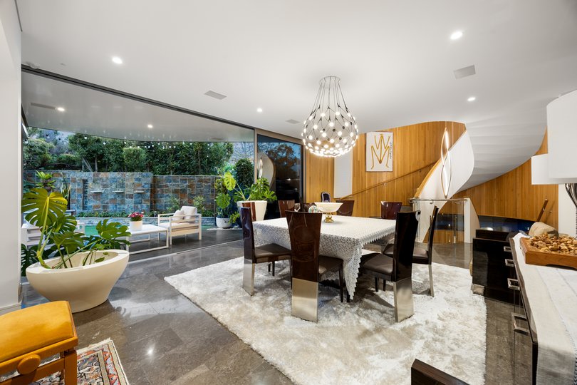 The vast open-plan zone flows effortlessly to the alfresco area.