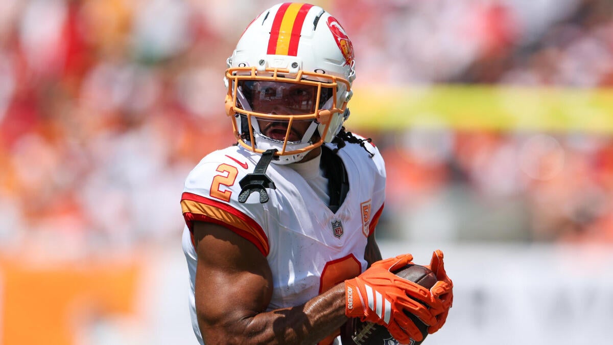 SportsLine experts reveal 2026 Fantasy Football breakout rankings