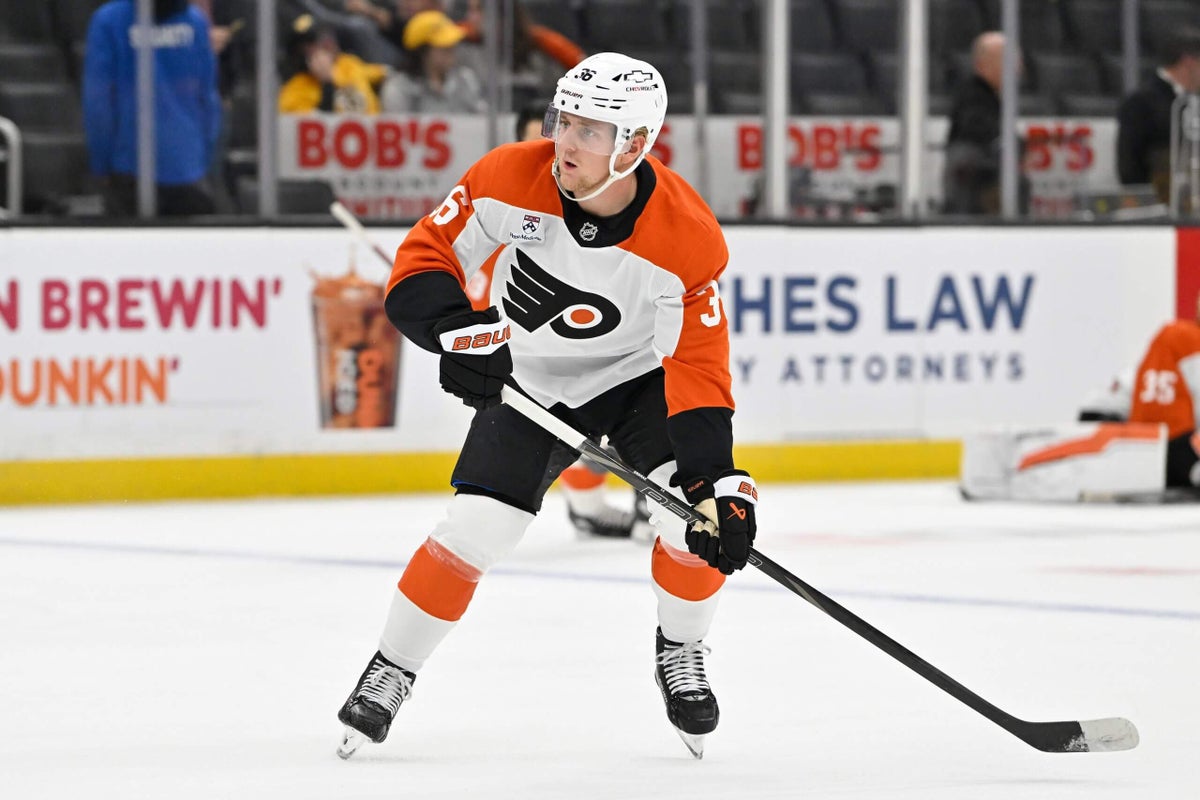 Maple Leafs sign Emil Andrae to 2-year deal