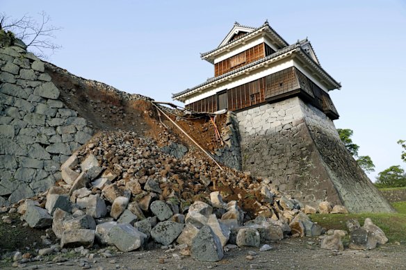 An earthquake in 2016 caused substantial damage to Kumamoto. 