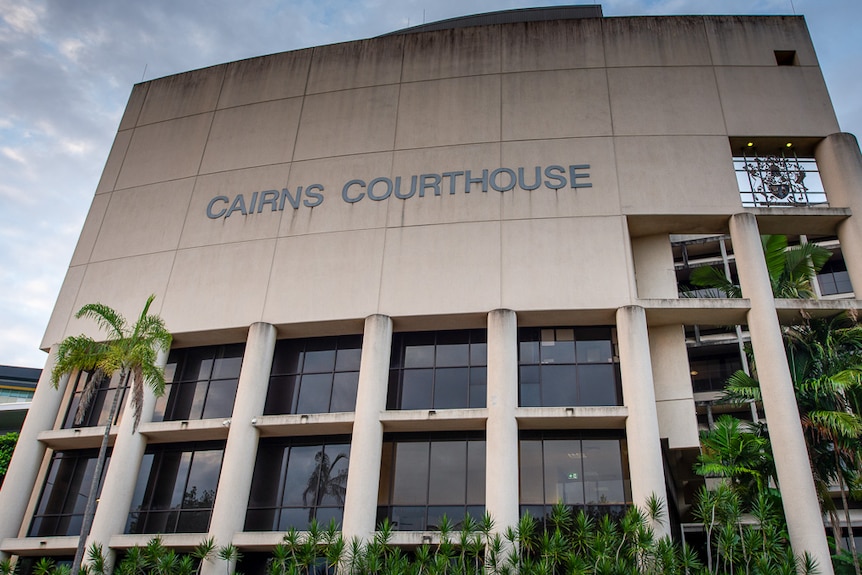 Exterior of Cairns Courthouse building