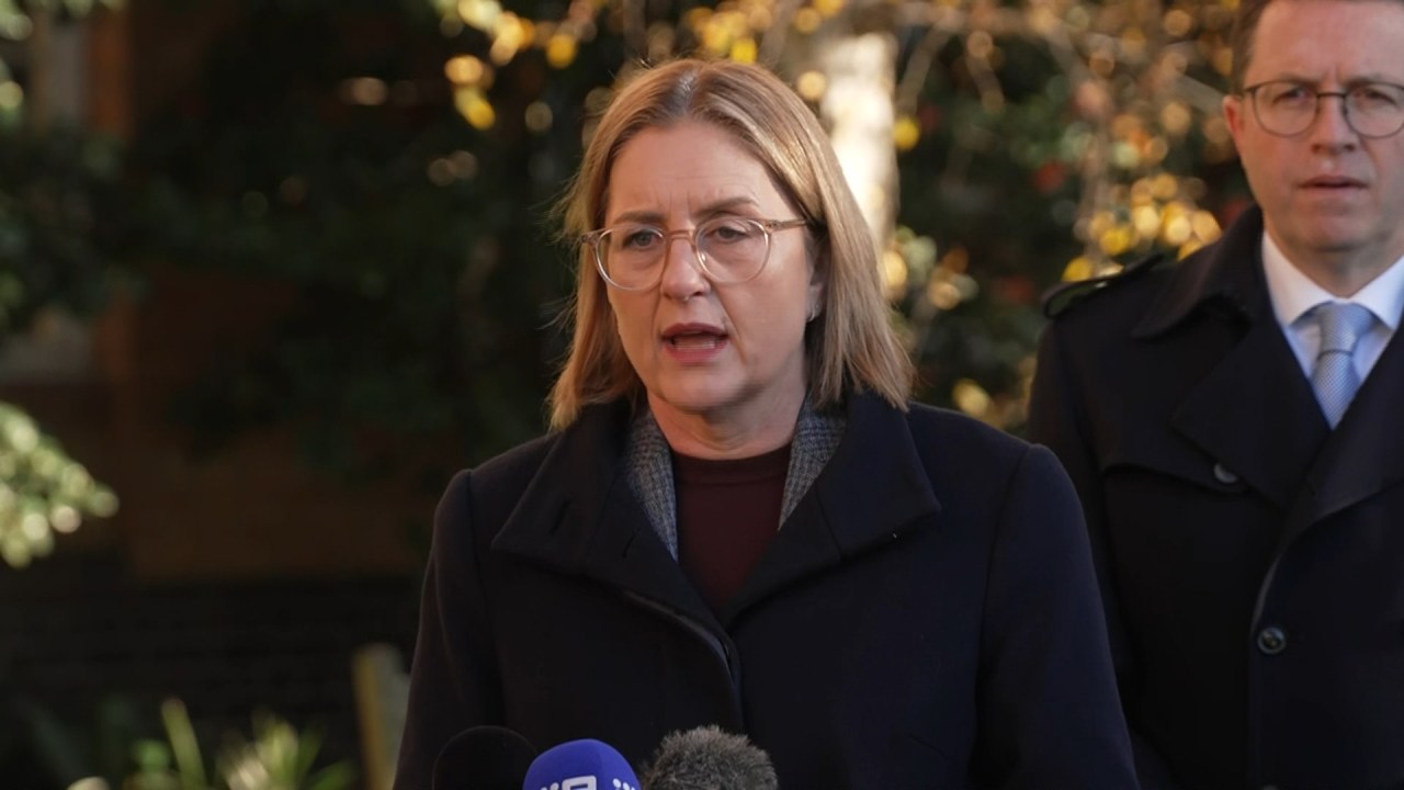 Momentum grows for Labor leadership challenge as last chance to replace Premier Jacinta Allan approaches