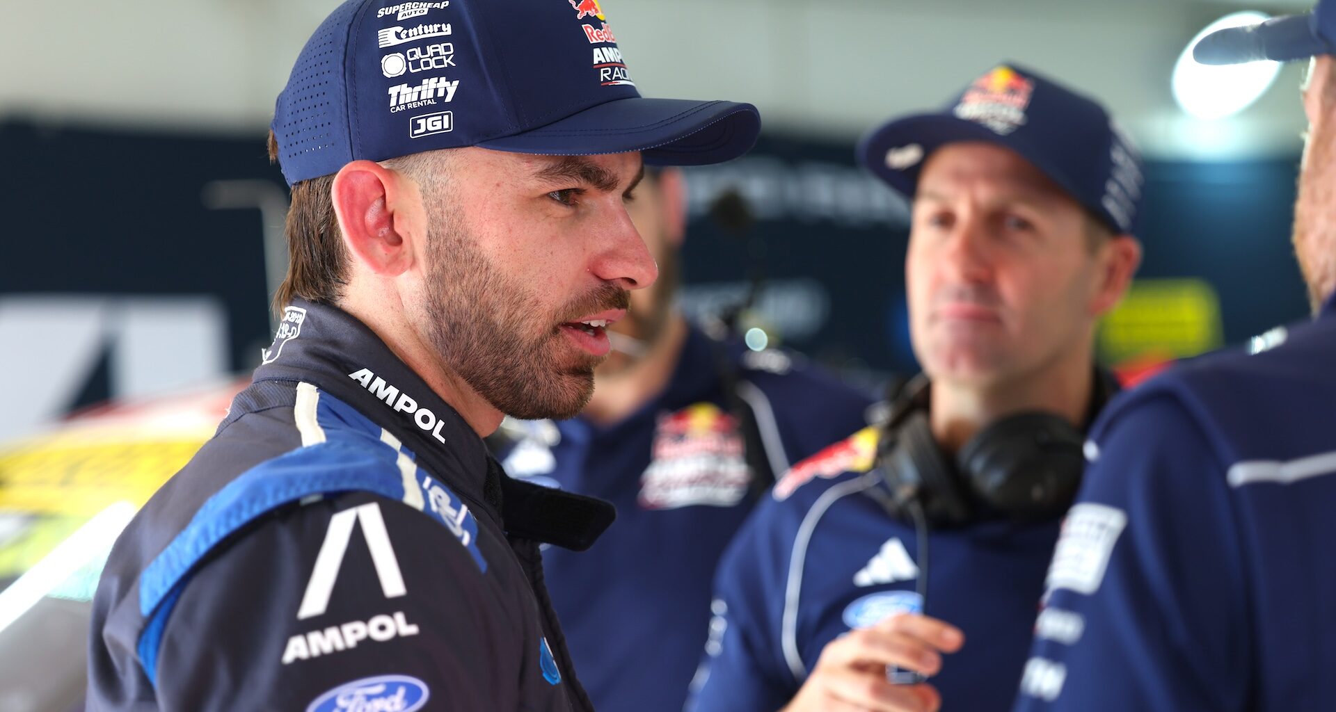 Feeney halts hiatus, Whincup welcomes criticism - Supercars