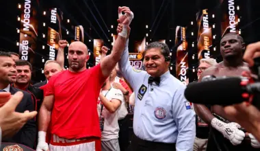 Gassiev retains title with sixth-round KO of Kadiru