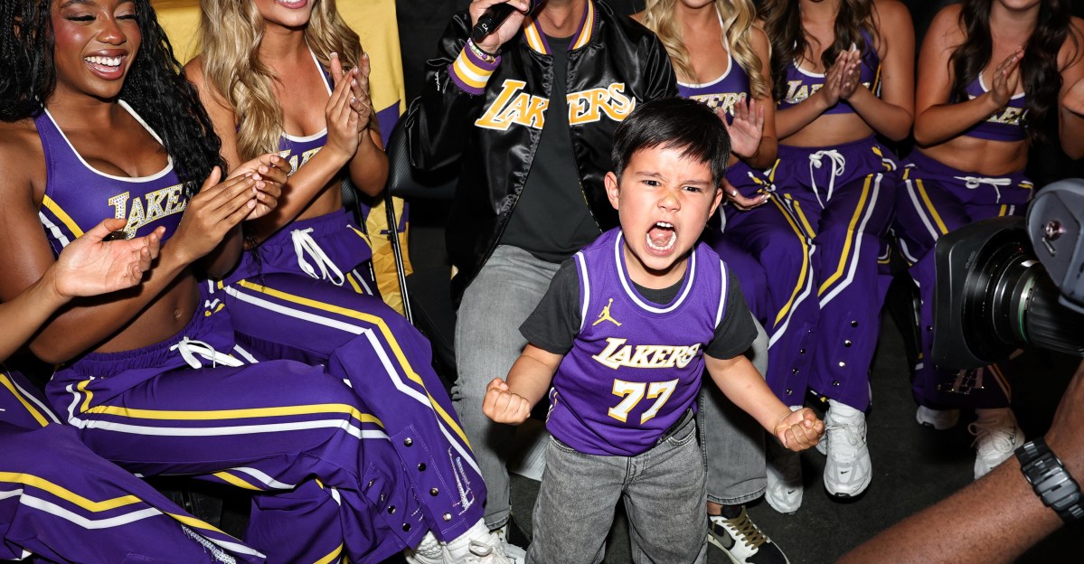 Lakers announce five-game preseason schedule