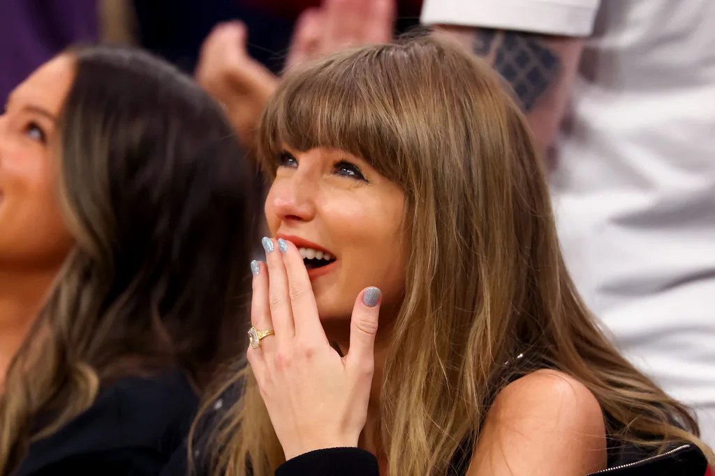 Taylor Swift Engagement Ring