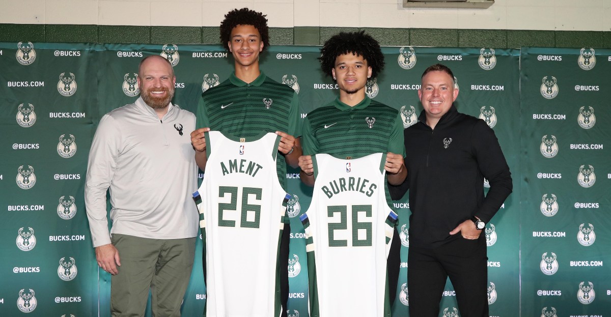Milwaukee Bucks Earn C- Offseason Grade from CBS Sports