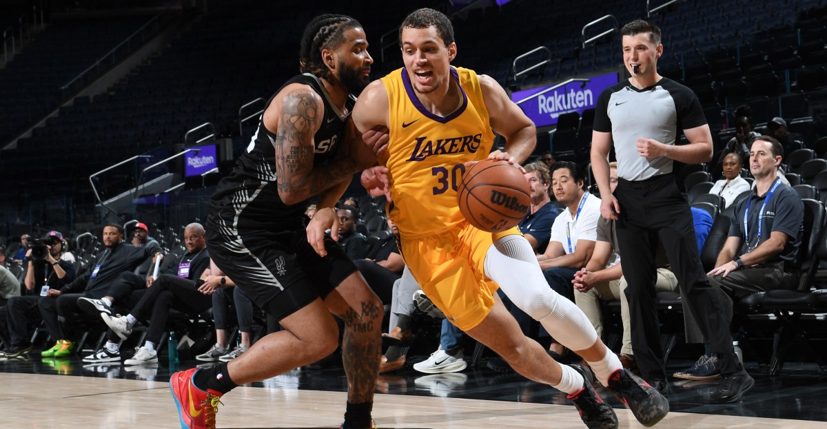 Lakers vs Spurs Final Score: Chris Mañon leads LA to win