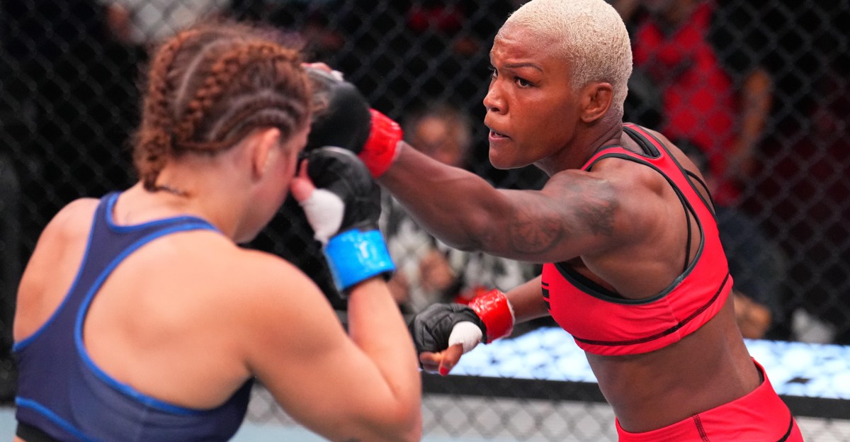 TUF 34 Highlights: Tina Black Stops Natalia Alves
