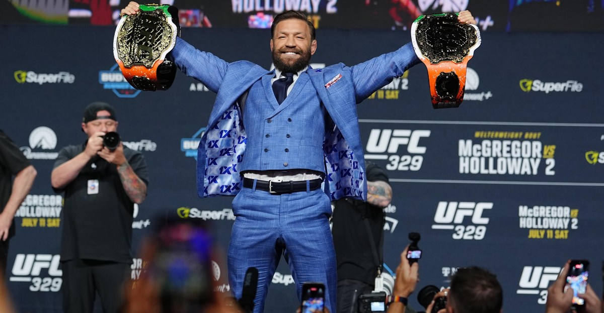 Conor McGregor serenades crowd with his rendition of Oasis’ ‘Wonderwall’ ahead of UFC 329