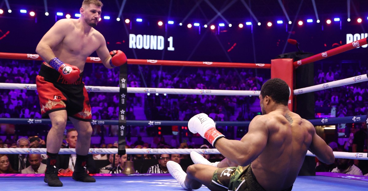 Are Tune-Up Fights Worth The Risk?