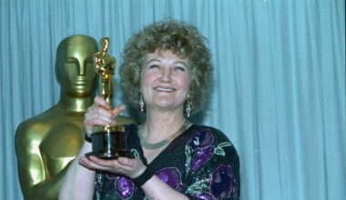 Brenda Fricker, Oscar-winning Irish actress and ‘Home Alone’ Pigeon Lady, dies at 81
