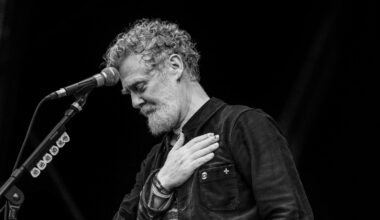 Glen Hansard: Family Announces Memorial Arrangements, Public Funeral