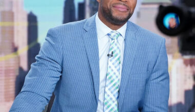 Michael Strahan Reacts to Criticism of His NFL Alum Interview on ALS