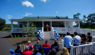Golfers get a first look at New Jersey muni course's new $6M clubhouse