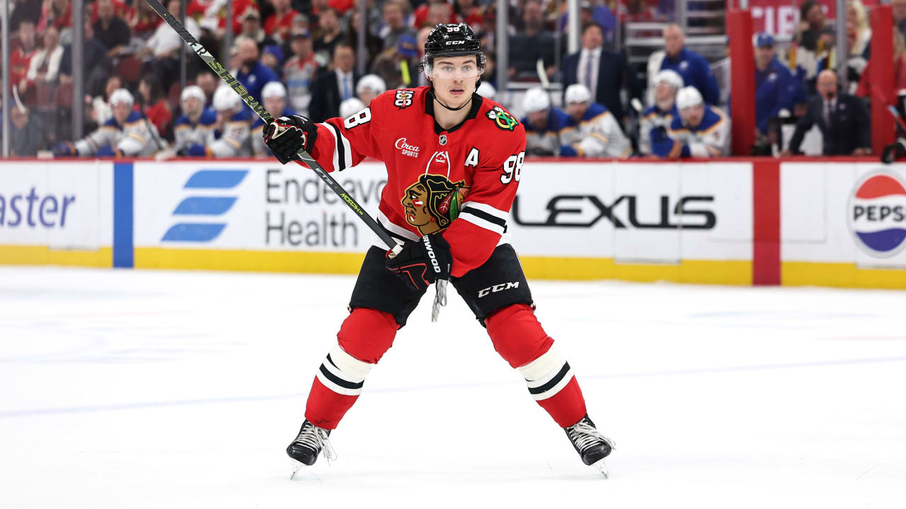 Bedard contract with Blackhawks 'not there yet,' says GM