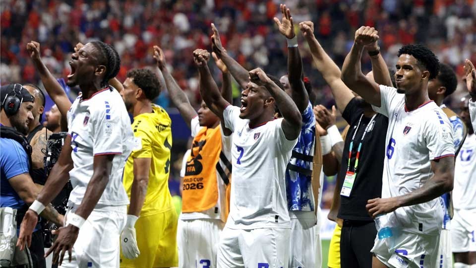 China Builds World’s Football Dreams. Just Not Its Own.
