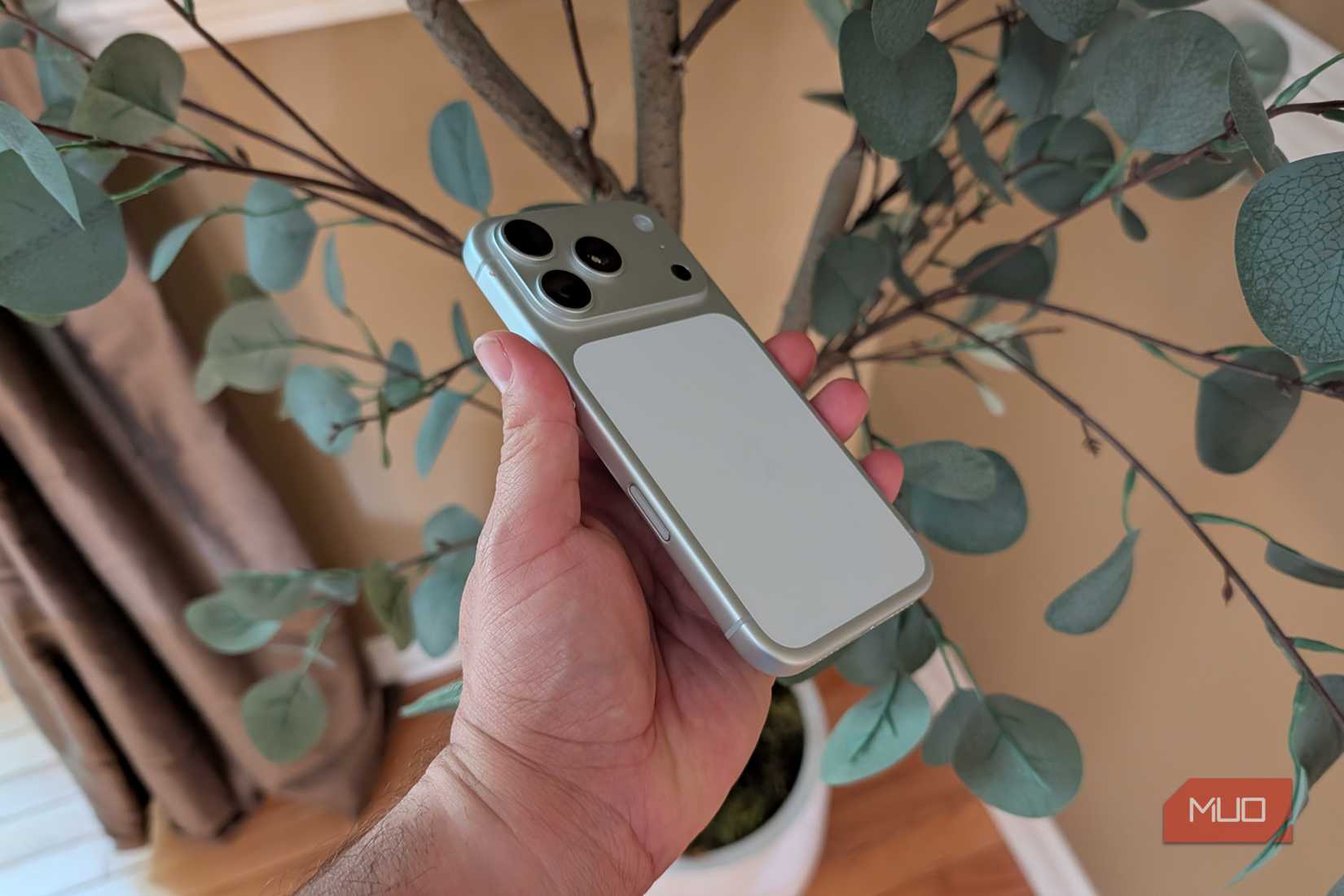 iphone 17 pro back