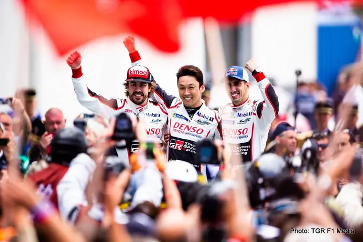 #8 TOYOTA GAZOO RACING / JPN / Toyota TS050 - Hybrid - Hybrid / Sebastien Buemi (CHE) / Fernando Alonso (ESP) / Kazuki Nakajima (JPN) - 24 hours of Le Mans - Circuit de la Sarthe - Le Mans - France -