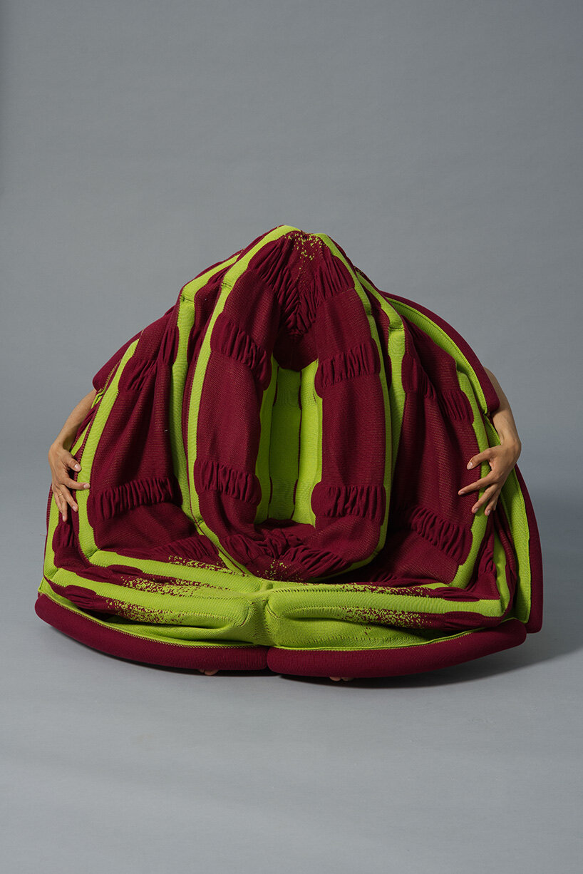 knitted sculptures by luna haverkorn only come to life when you use them - 14