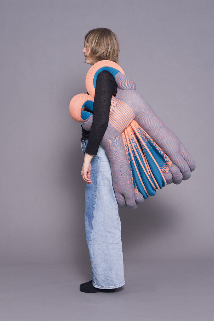 knitted sculptures by luna haverkorn only come to life when you use them - 4