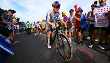 Tom Pidcock fined 400CHF, docked 20 seconds, and eight KOM points on Tour de France stage 15