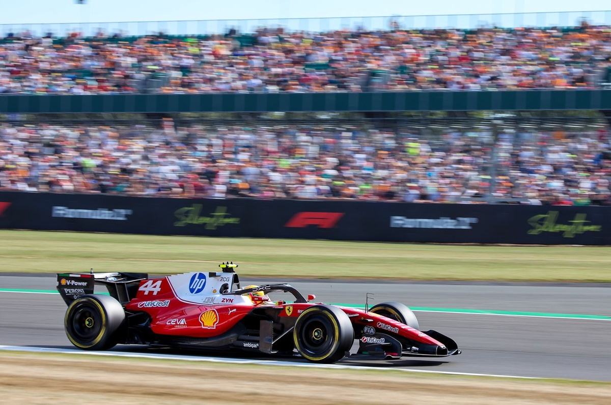 LIVE: F1 British GP commentary and updates - sprint race | Live text