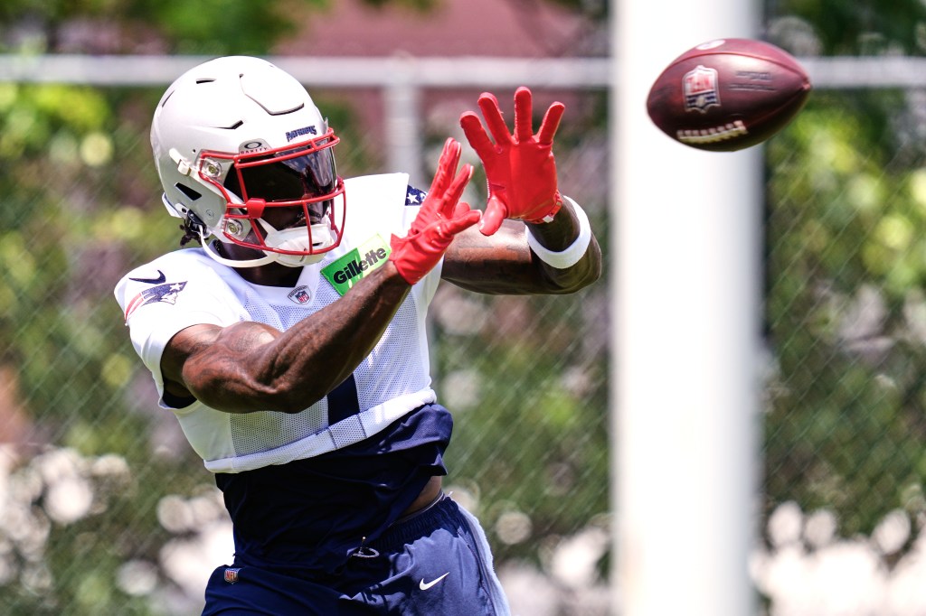 New England Patriots wide receiver A.J. Brown catching a pass.