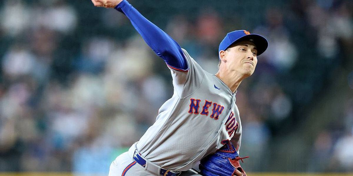 Report: Pirates very interested in reliever Luke Weaver