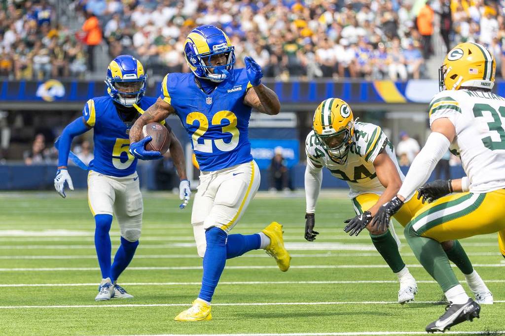 Los Angeles Rams and the Green Bay Packers during an NFL football game, to illustrate what fans might see when the Rams play in Melbourne