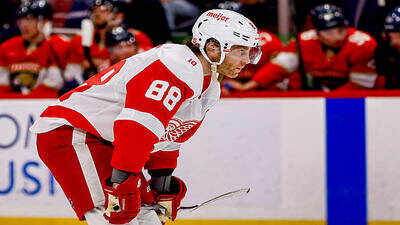 NHL Free Agency Rumor: Toronto Maple Leafs consider veteran scoring addition after impressive Detroit Red Wings forward
