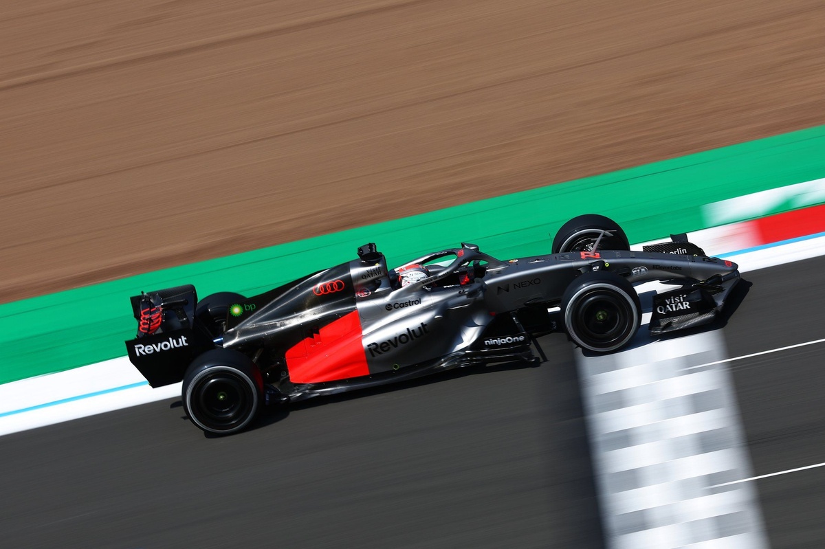 Audi targets F1 title bid by 2030