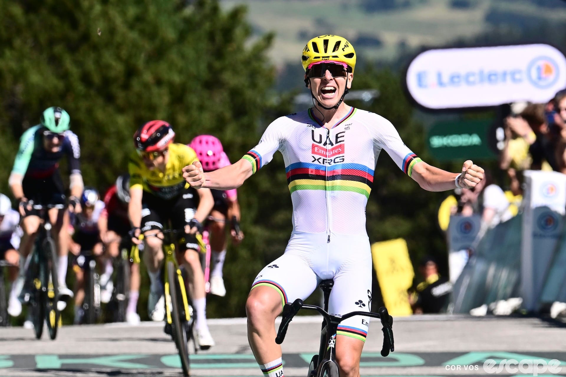 Tour stage 3: Pogačar outkicks Vingegaard and takes control of yellow