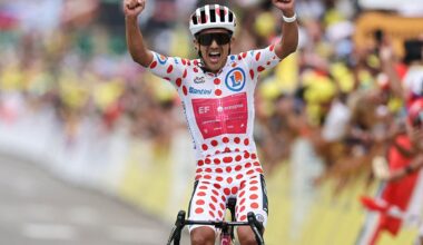 EF Education - EasyPost team's Ecuadorian rider Richard Carapaz wearing the climber's dotted &amp;quot;King of the Mountains&amp;quot; jersey cycles to the finish line to win the 20th stage of the 113th edition of the Tour de France cycling race, 170,9 km between Le Bourg-d'Oisans and Alpe d'Huez in the French Alps, on July 25, 2026. (Photo by Anne-Christine POUJOULAT / AFP)