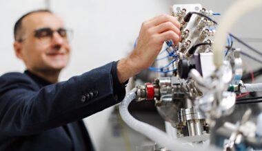Using Molecule As Quantum Sensor