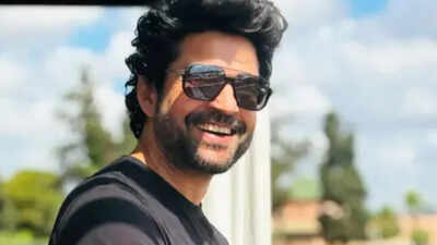 Rajeev Khandelwal encourages women to prioritise fitness & health over anything else